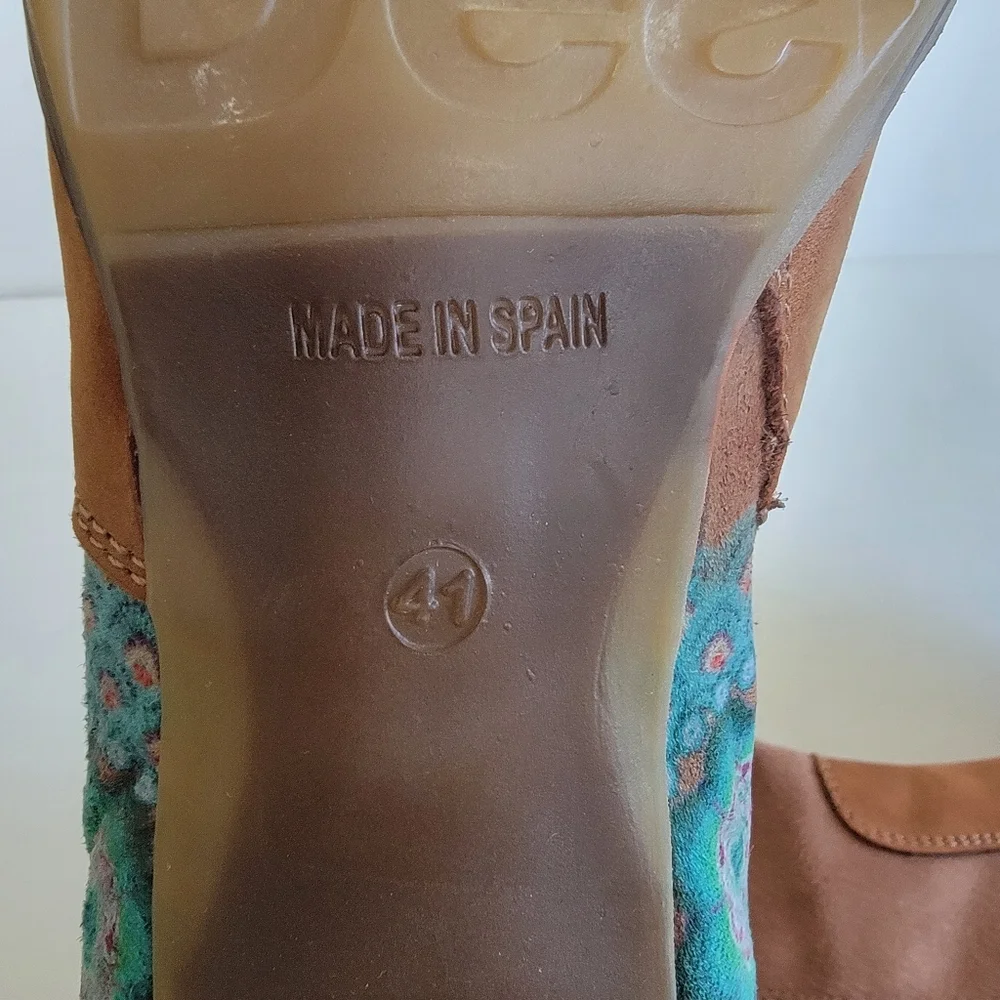 Desigual Tan Suede Ankle Boots Size 41 US 10 Boho Pink Turquoise Floral Eclectic